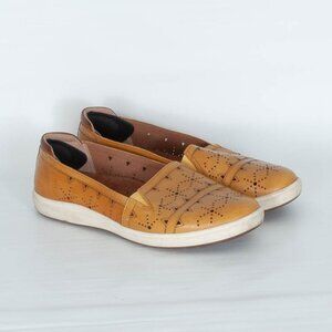 Cobb Hill Bailee Slip On Leather Loafers in Sweet Corn Womens Size 7.5‎